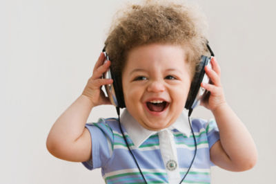 小宝宝常听音乐可能损伤语言能力